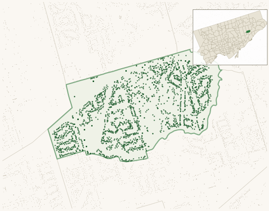 Map of Bendale South showing the neighbourhood outlined in green with every city-owned street tree as a dark-green dot, plus a locator inset showing its position in Toronto.