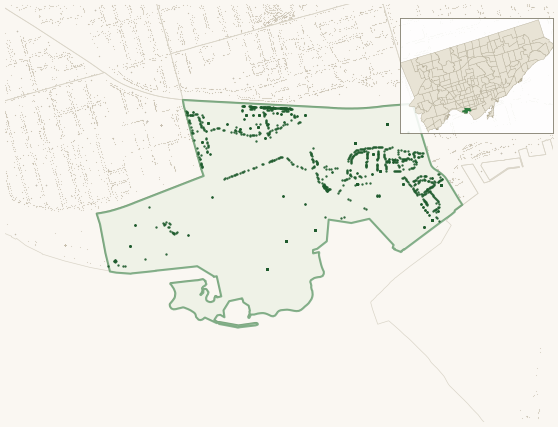 Map of Fort York-Liberty Village showing the neighbourhood outlined in green with every city-owned street tree as a dark-green dot, plus a locator inset showing its position in Toronto.