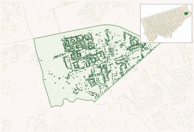 Map of Highland Creek showing the neighbourhood outlined in green with every city-owned street tree as a dark-green dot, plus a locator inset showing its position in Toronto.